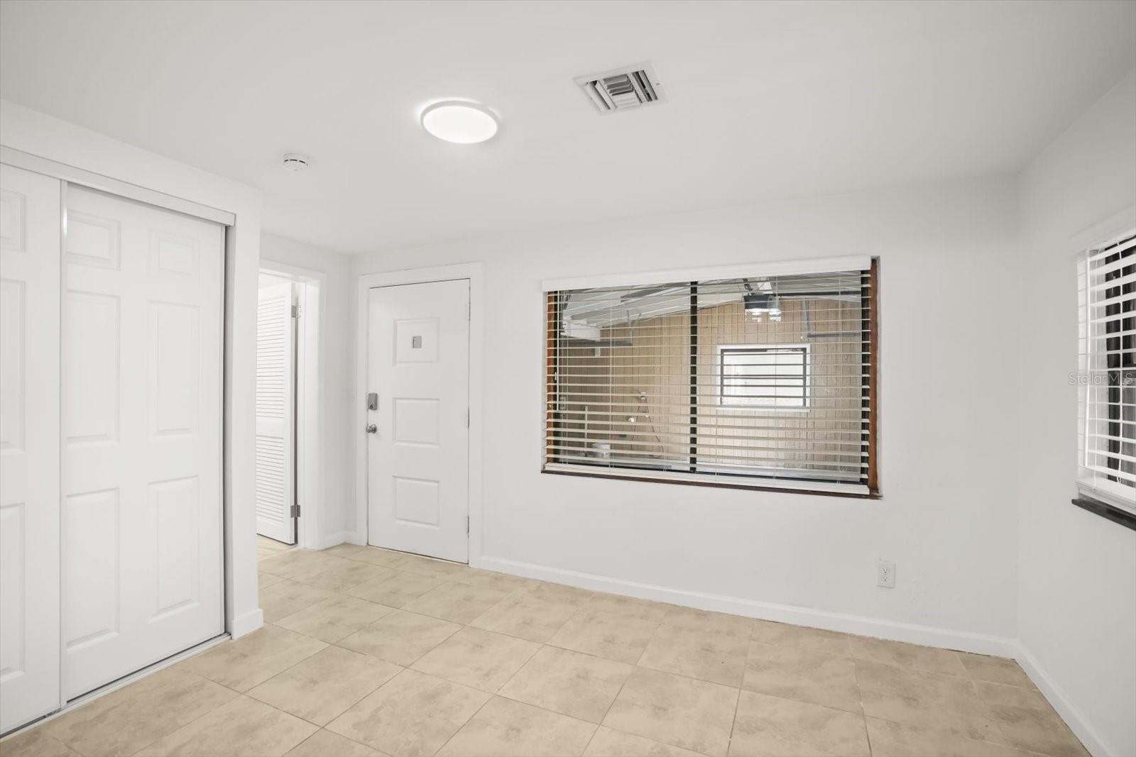 Image 22 of 33 For 524 Byron Road