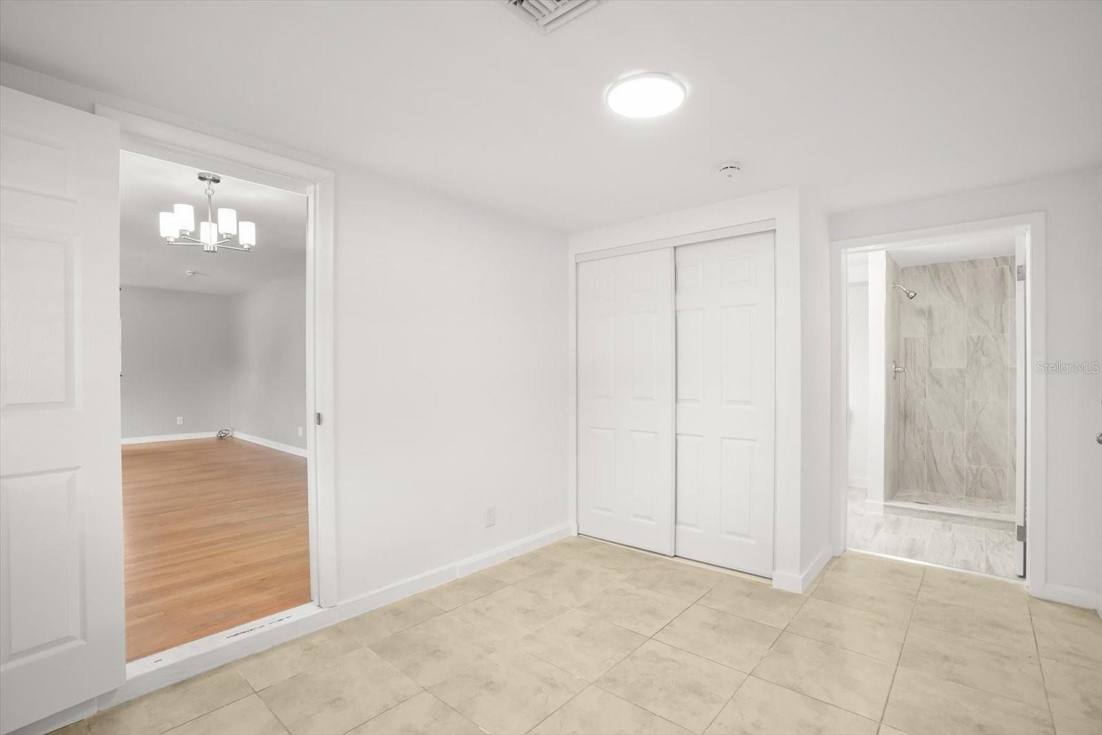 Image 23 of 33 For 524 Byron Road