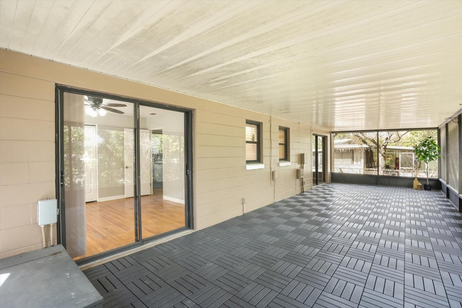 Image 27 of 33 For 524 Byron Road