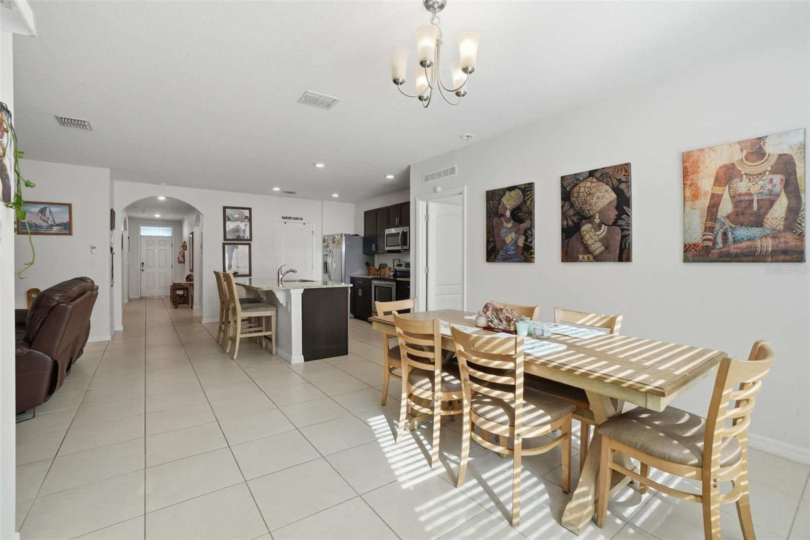 Image 13 of 29 For 231 Meghan Street