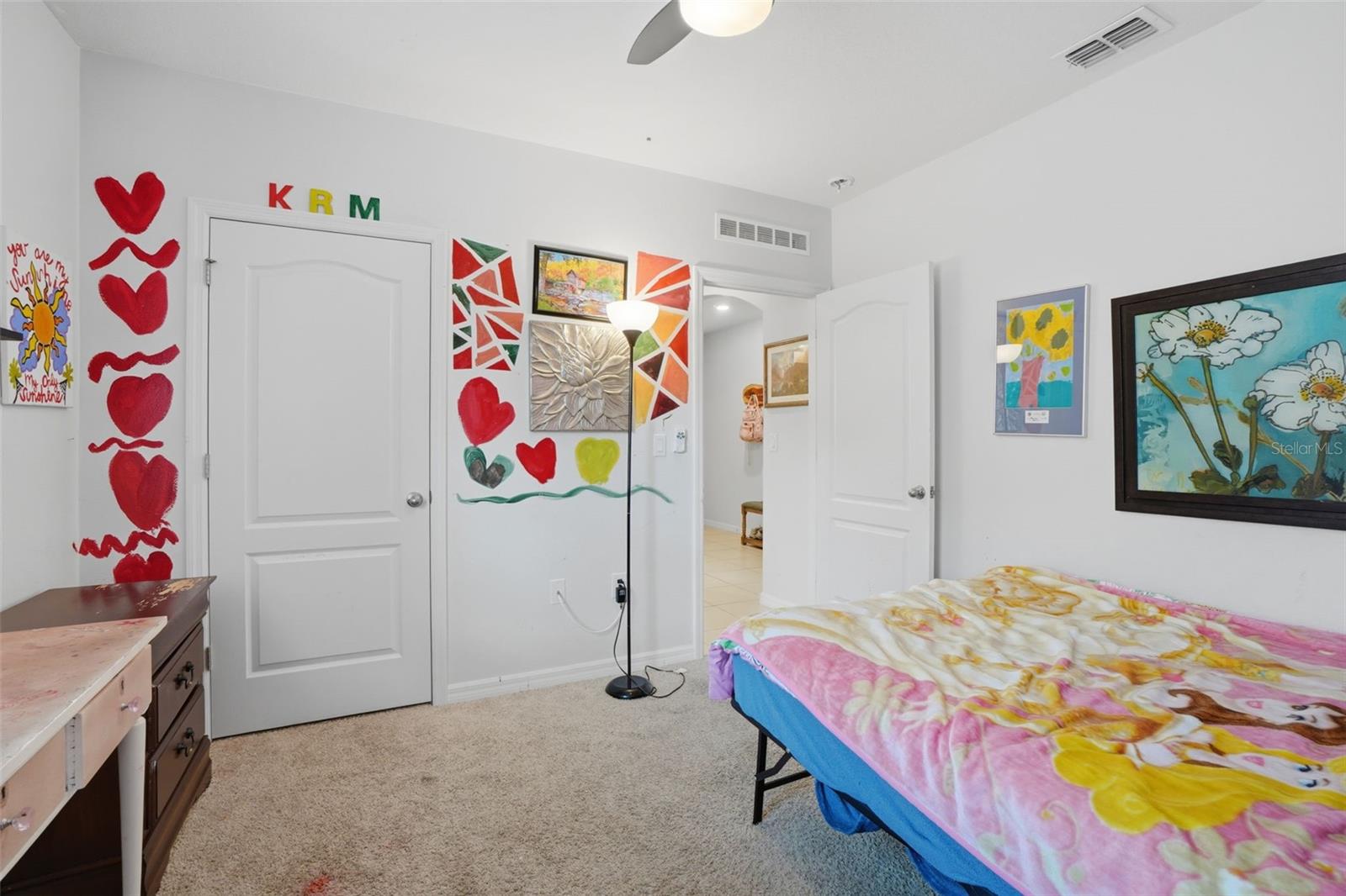 Image 22 of 29 For 231 Meghan Street