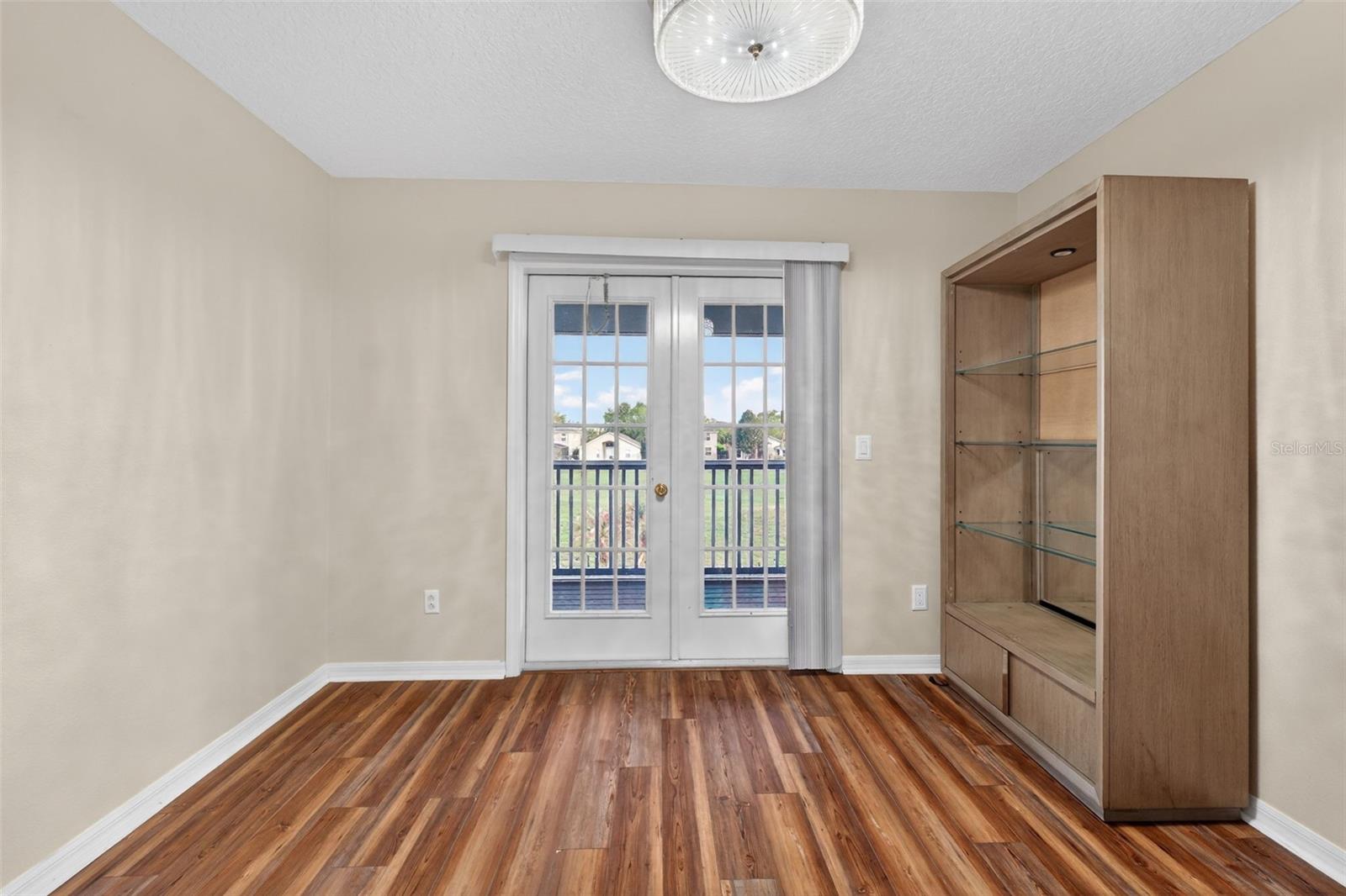 Image 44 of 89 For 15162 Spinnaker Cove Lane