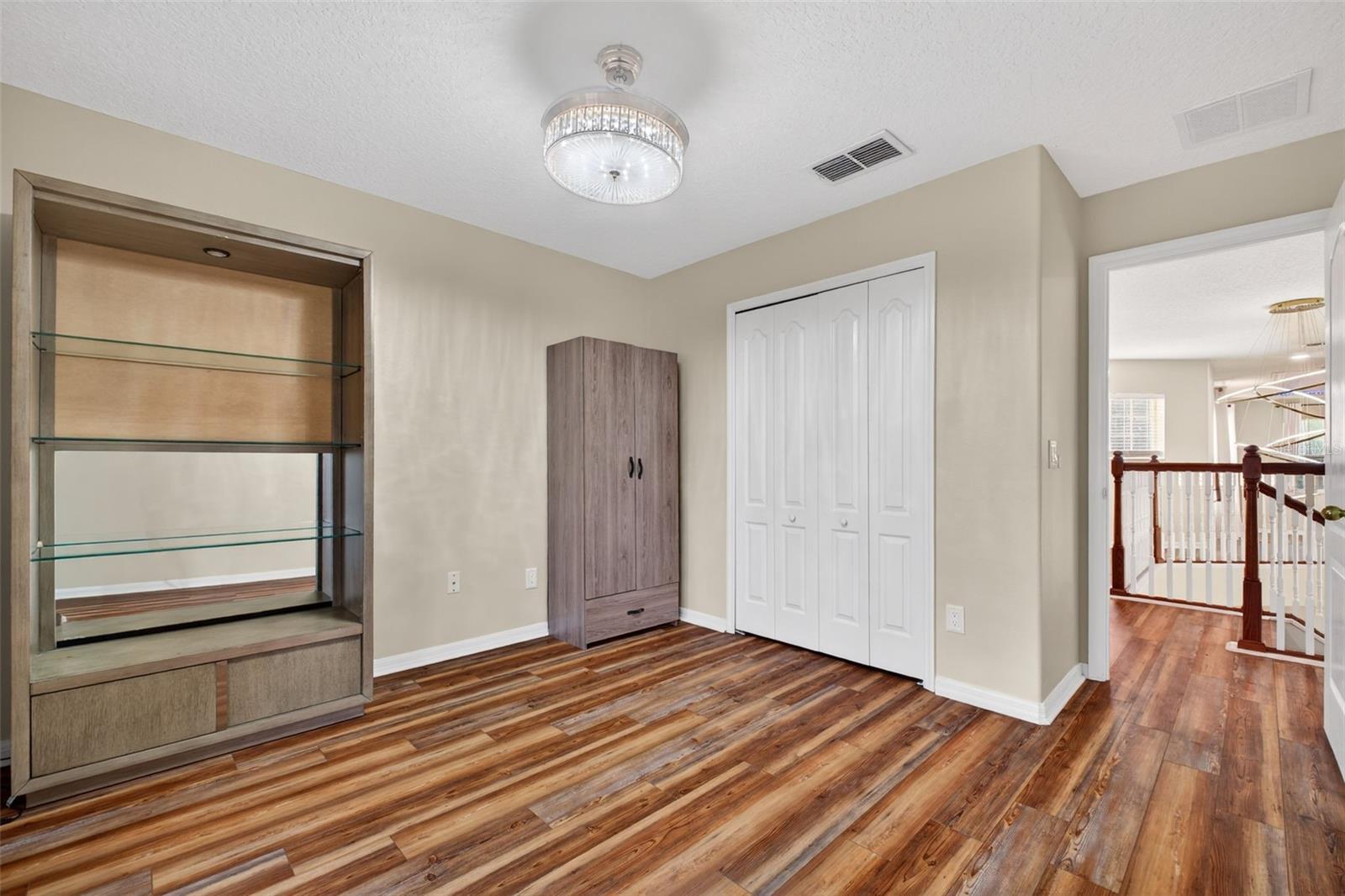 Image 45 of 89 For 15162 Spinnaker Cove Lane