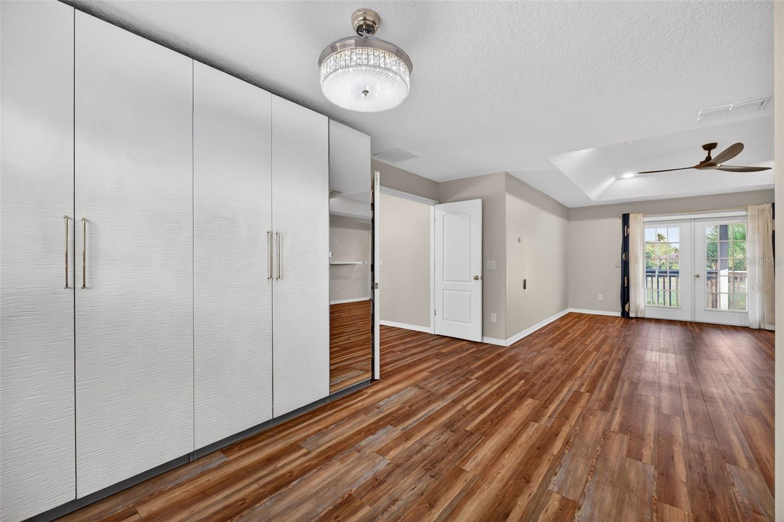 Image 49 of 89 For 15162 Spinnaker Cove Lane