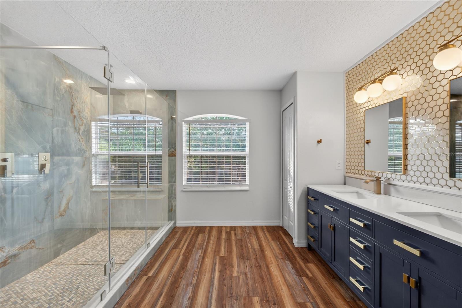 Image 52 of 89 For 15162 Spinnaker Cove Lane