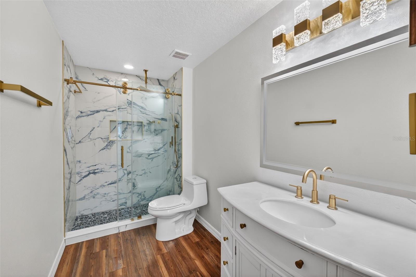 Image 59 of 89 For 15162 Spinnaker Cove Lane