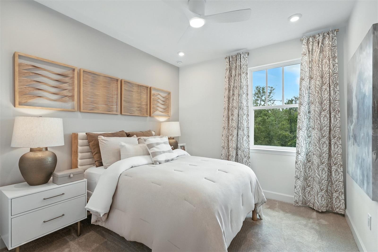 Listing photo id 15 for 1752 Headland Loop