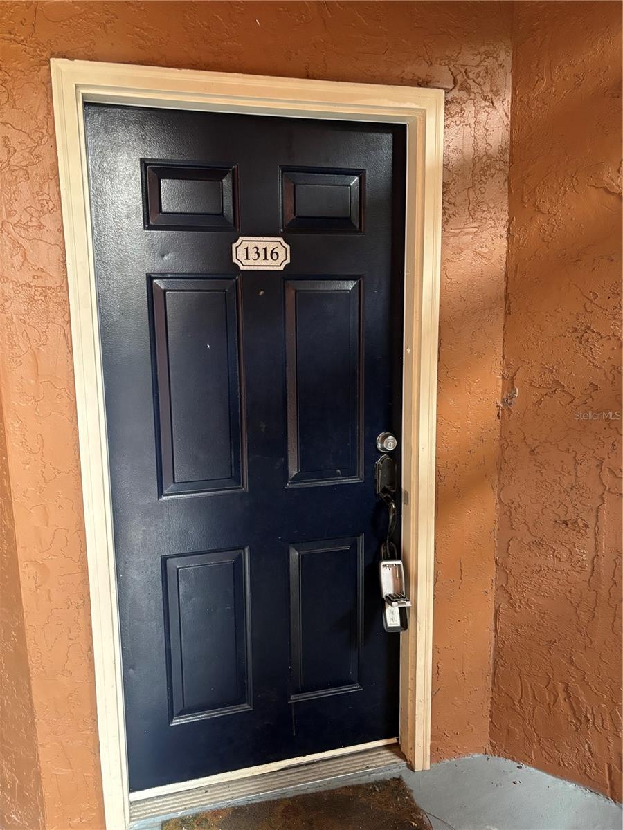 Image 3 of 16 For 5152 Conroy Road 1316