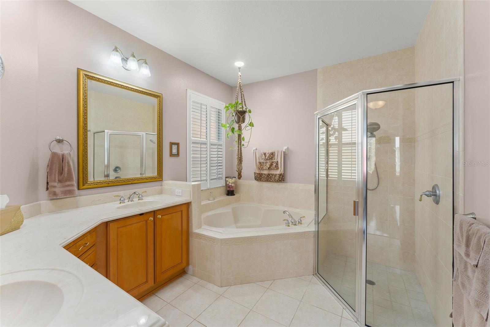 Image 18 of 70 For 3410 Oakmont Court