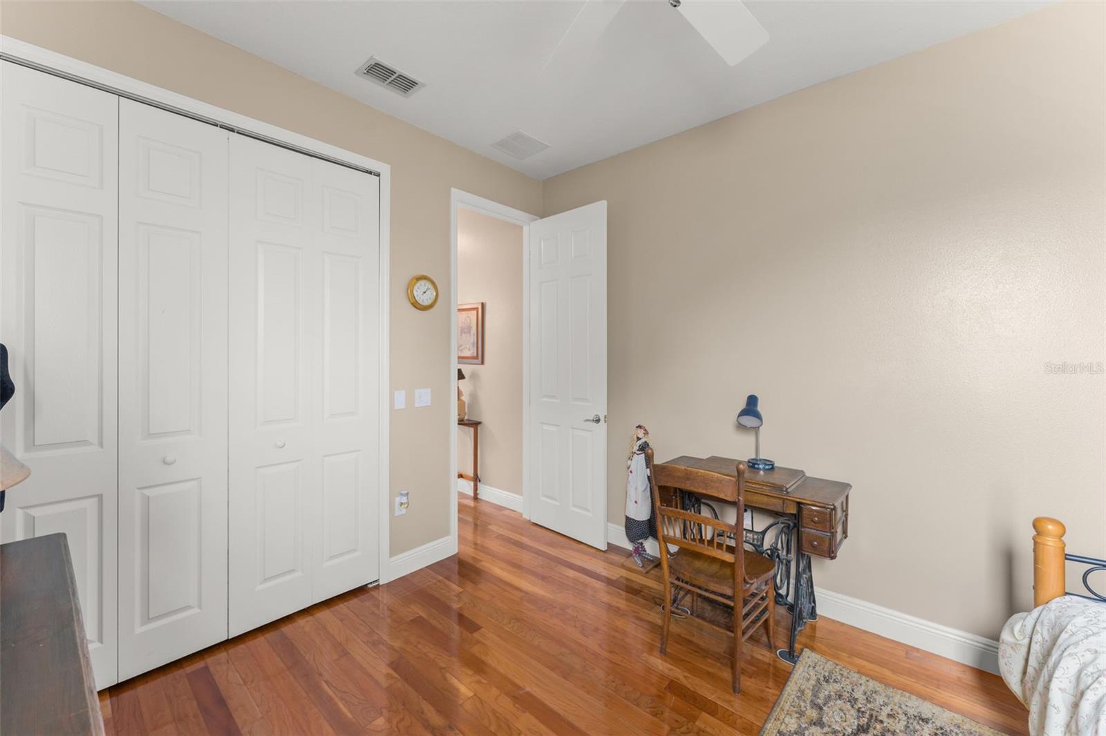 Image 22 of 70 For 3410 Oakmont Court