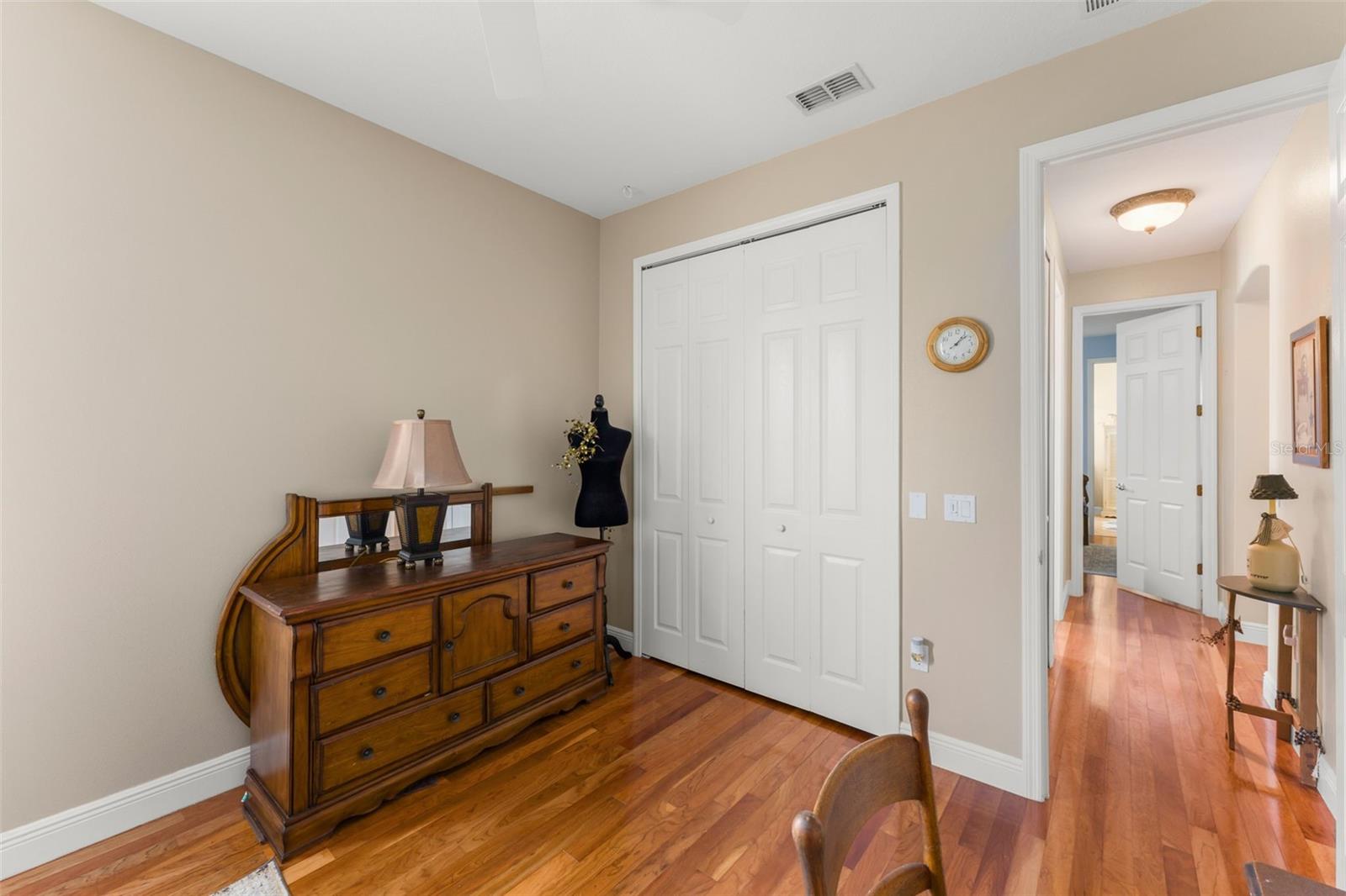 Image 23 of 70 For 3410 Oakmont Court