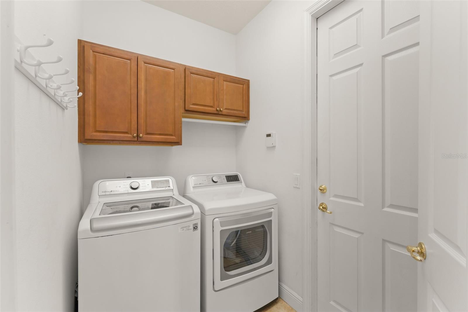 Image 29 of 70 For 3410 Oakmont Court