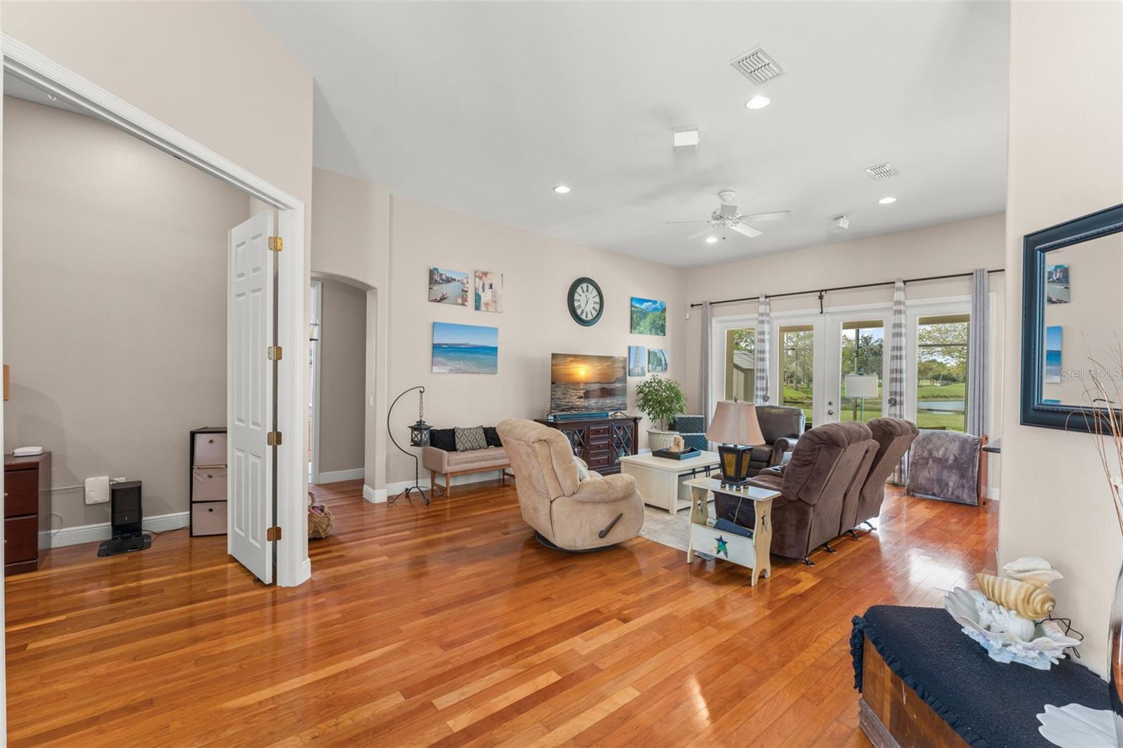 Image 41 of 70 For 3410 Oakmont Court