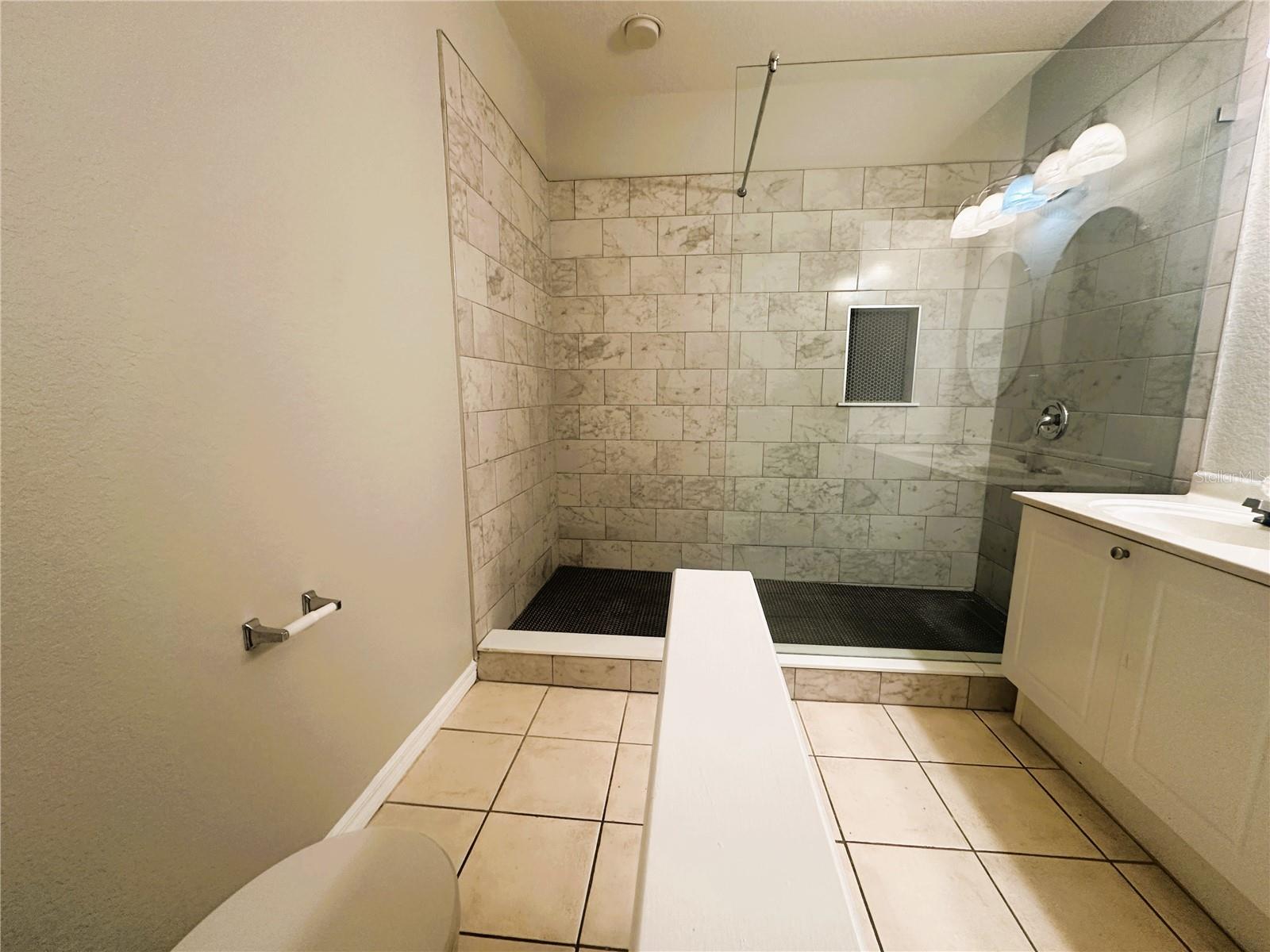 Image 7 of 11 For 2525 Lancien Court 2