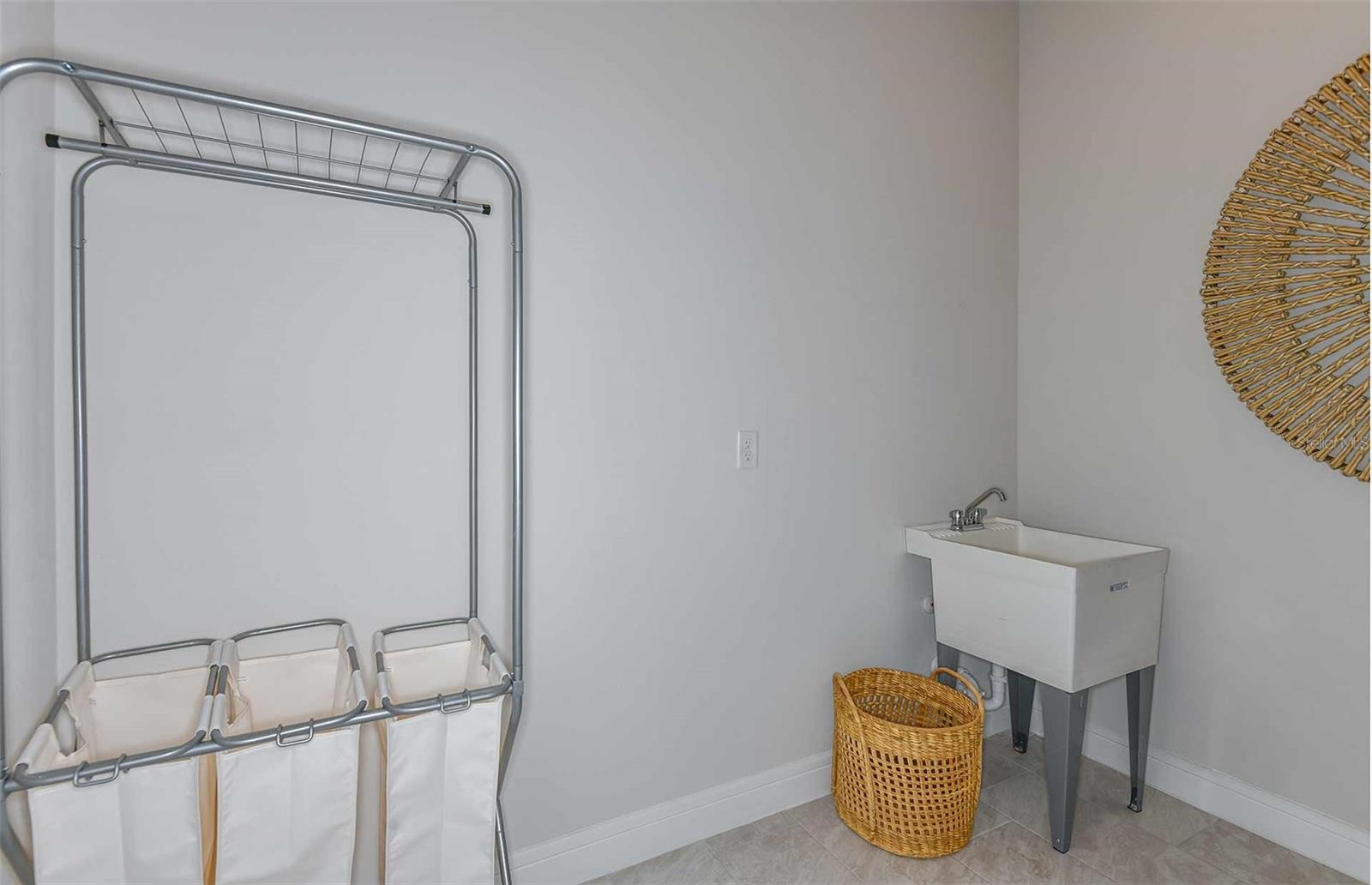 Image 19 of 32 For 2640 Serenity Garden Drive