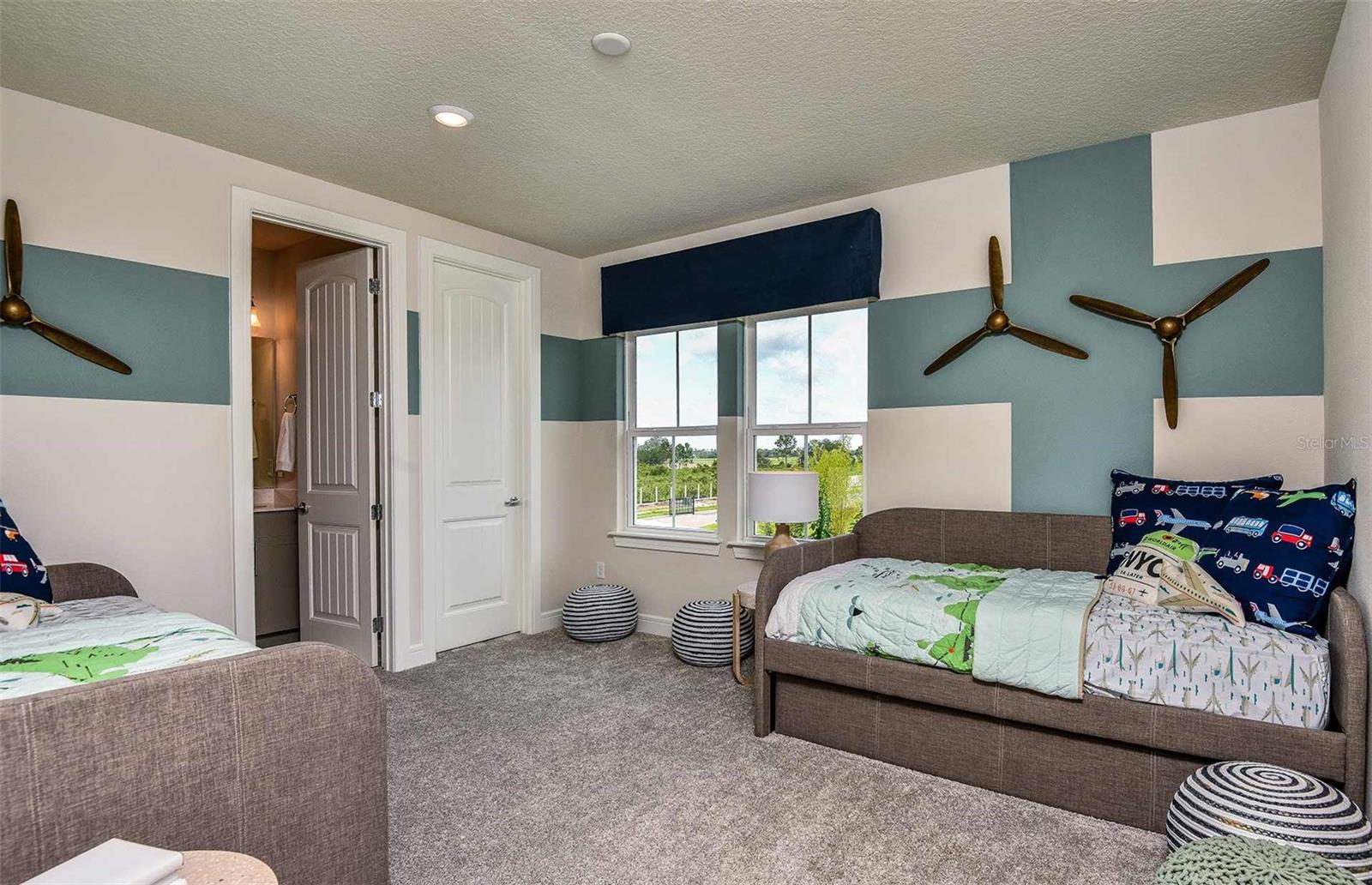 Image 30 of 32 For 2640 Serenity Garden Drive