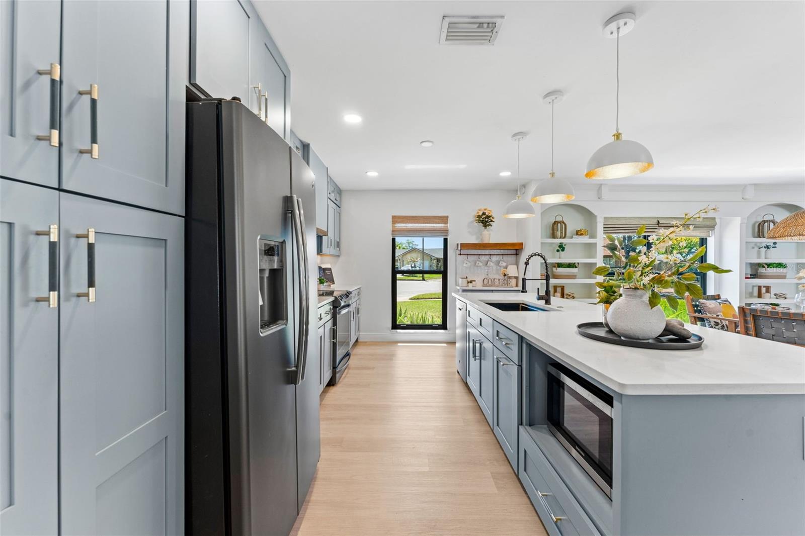 Image 11 of 38 For 5233 Jennifer Place