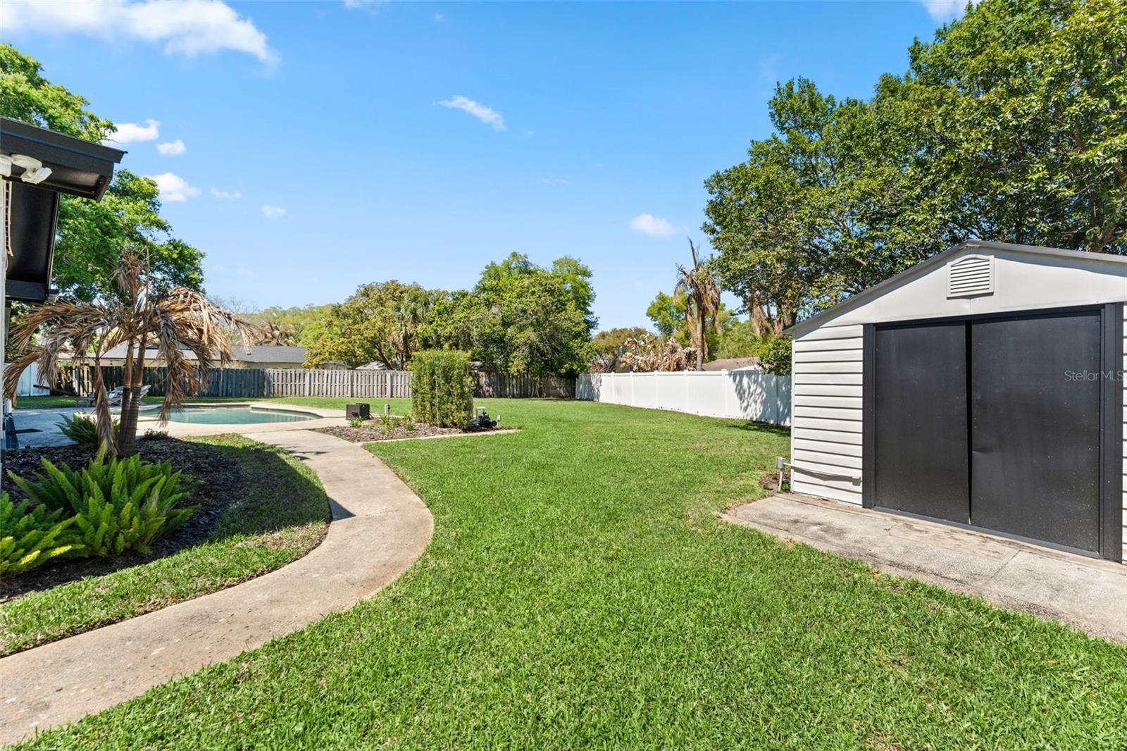 Image 34 of 38 For 5233 Jennifer Place