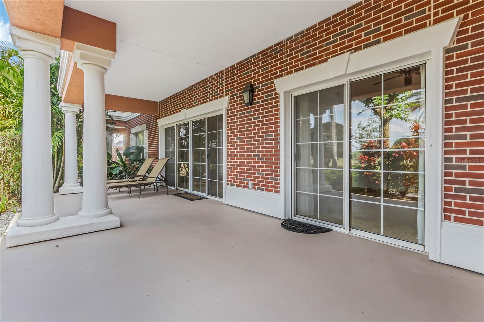 Image 17 of 22 For 1102 Sunset View Circle 103