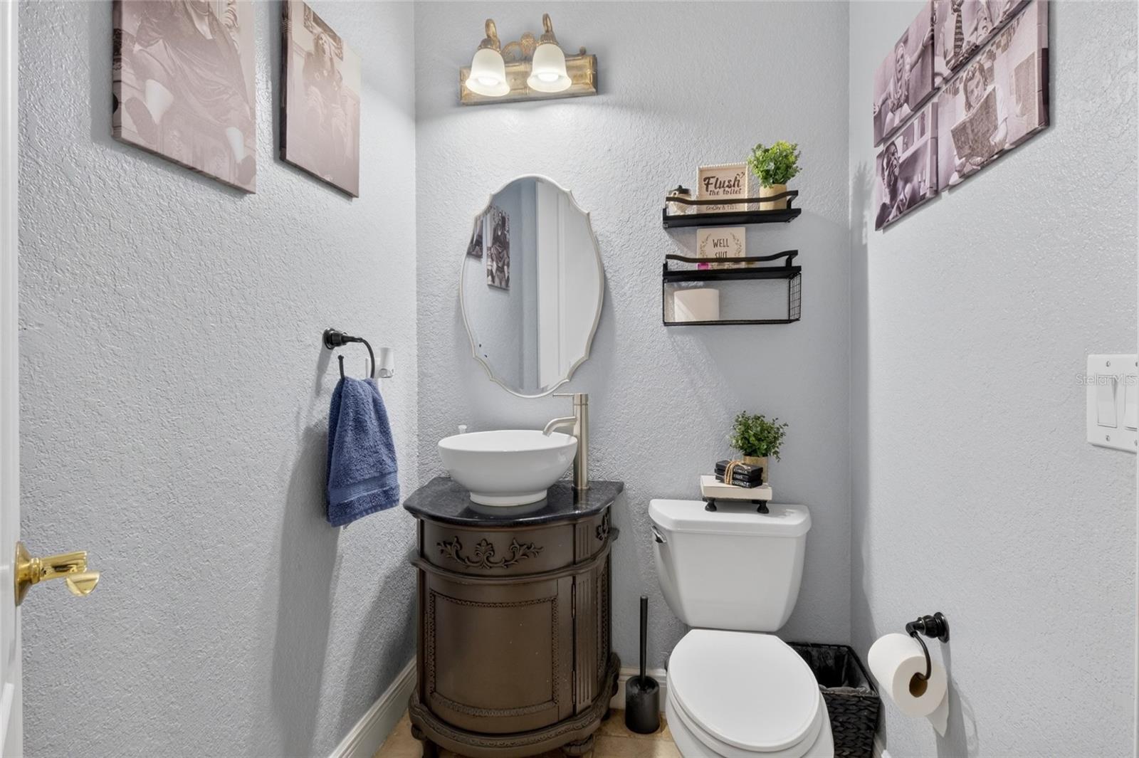 Image 19 of 77 For 11226 Macaw Court