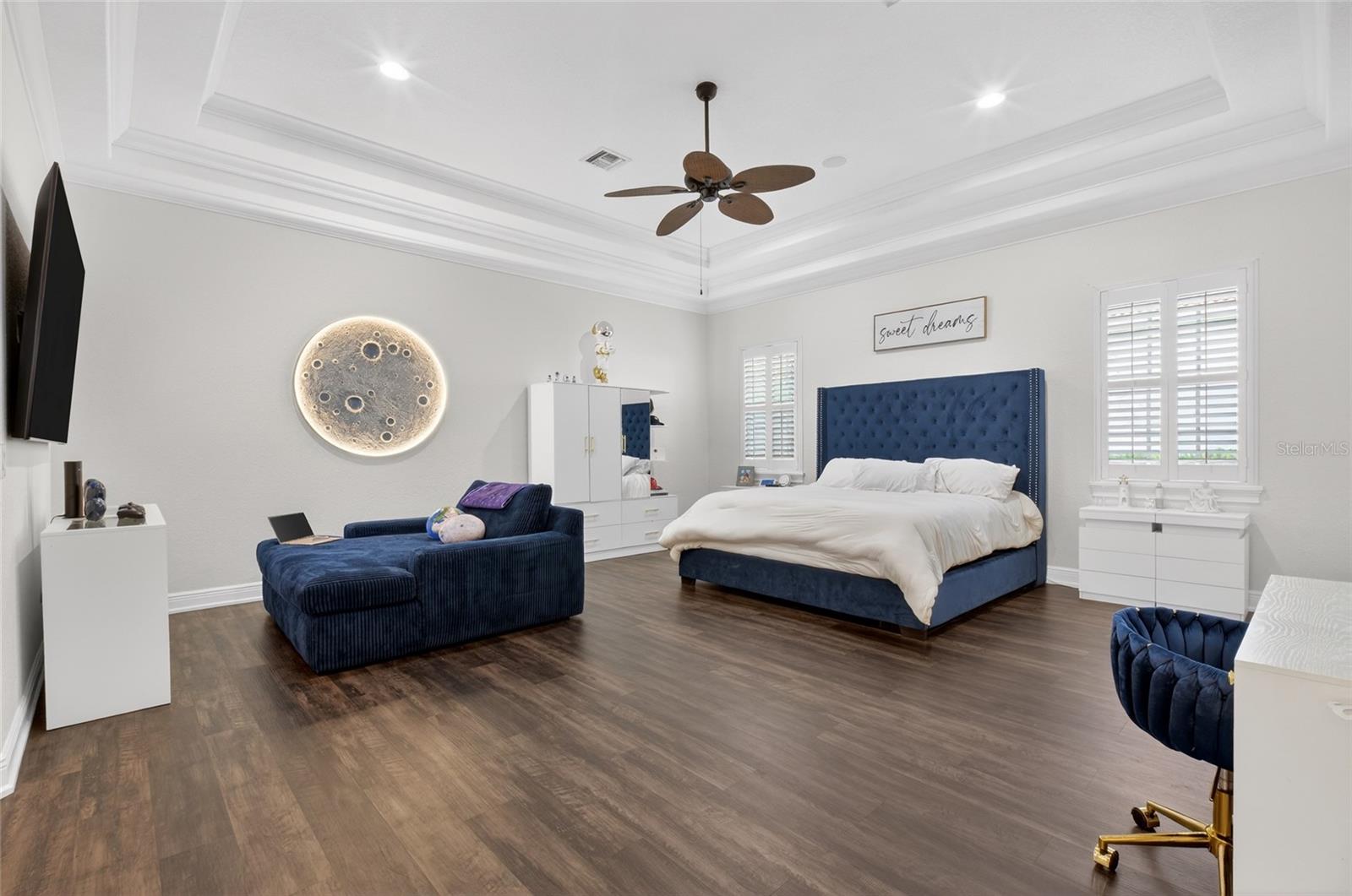 Image 20 of 77 For 11226 Macaw Court