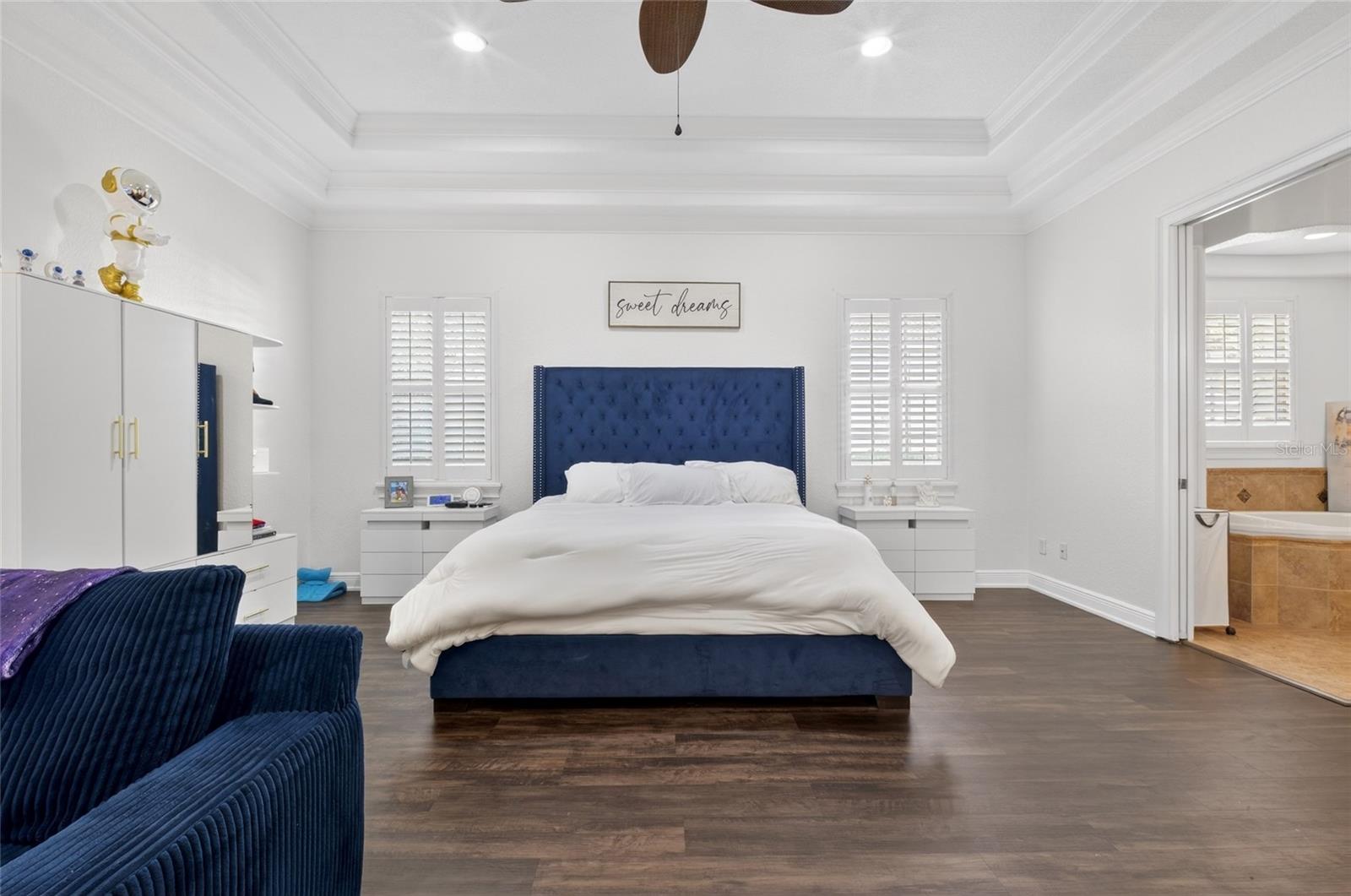 Image 22 of 77 For 11226 Macaw Court