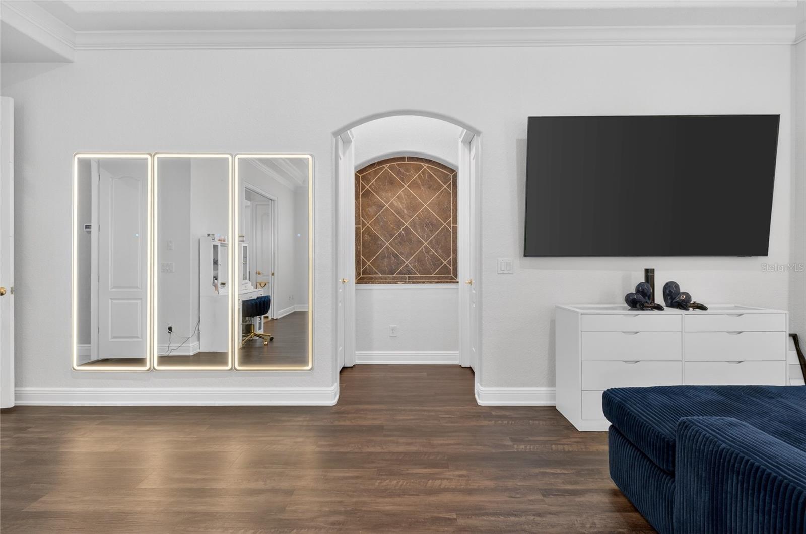 Image 23 of 77 For 11226 Macaw Court