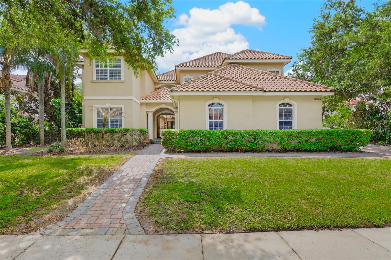 Image 4 of 77 For 11226 Macaw Court