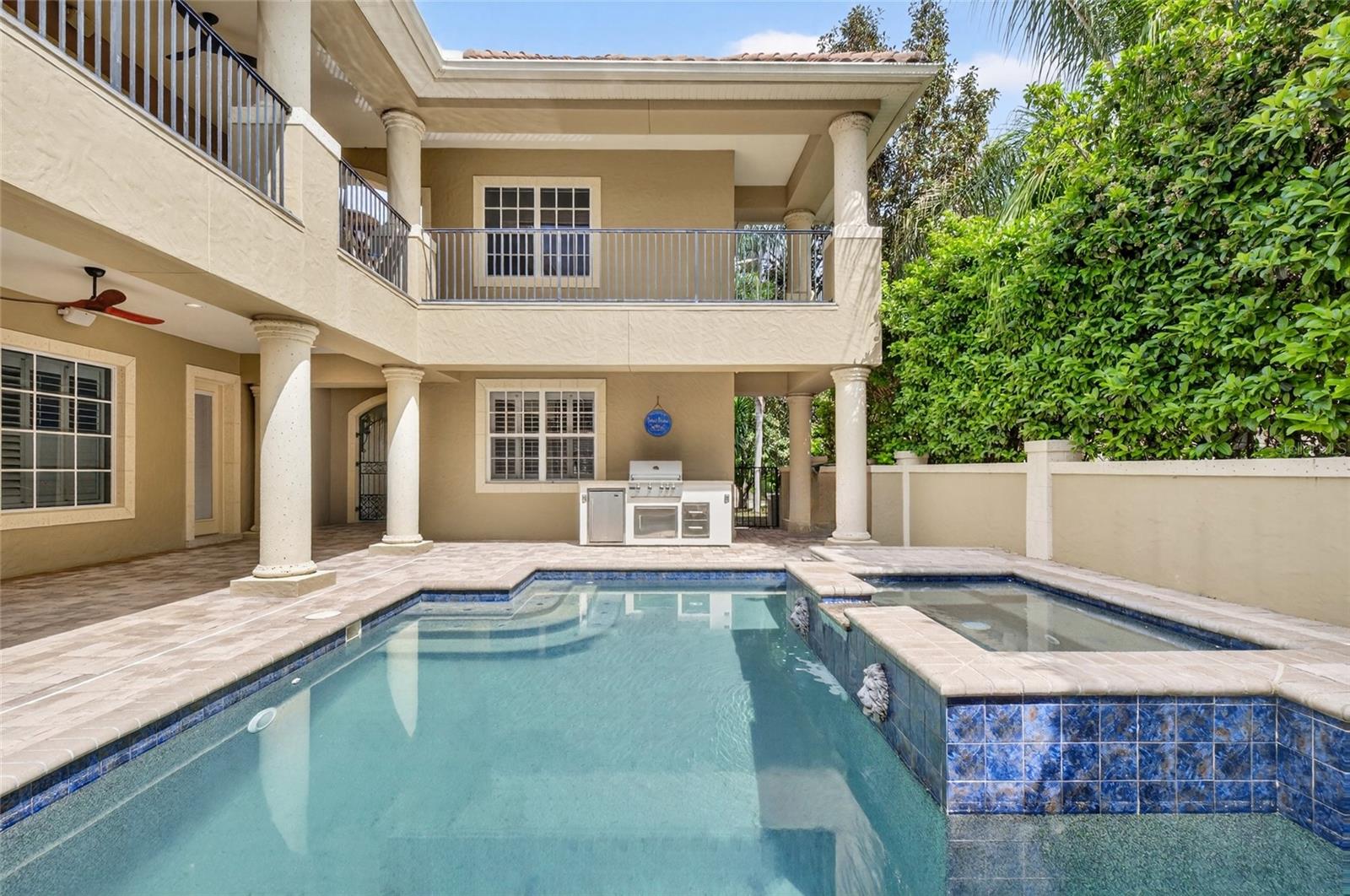 Image 61 of 77 For 11226 Macaw Court