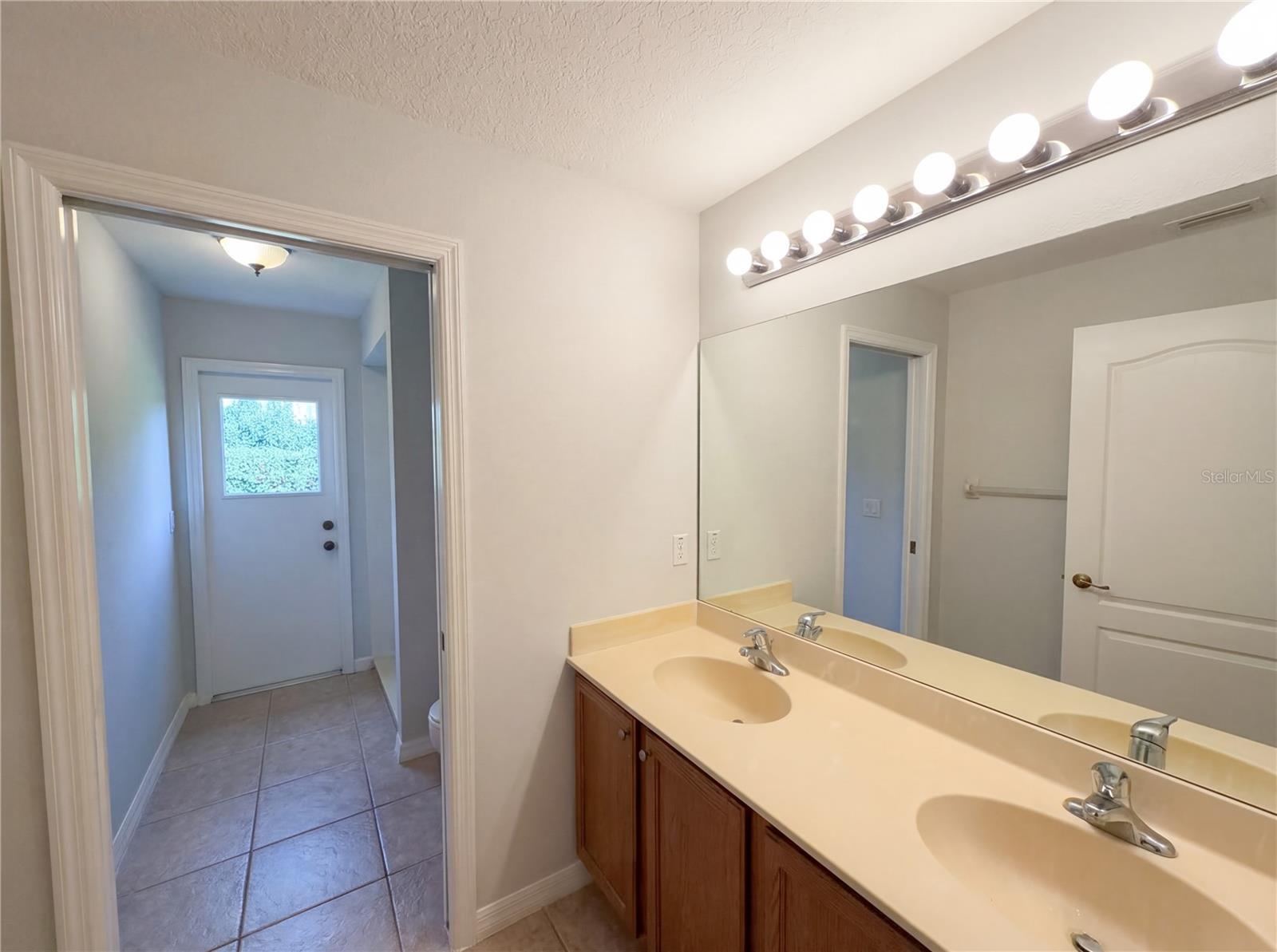 Image 23 of 27 For 503 Cimarosa Avenue