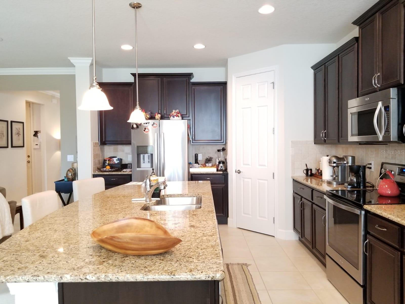 Image 16 of 40 For 7180 Beek Street