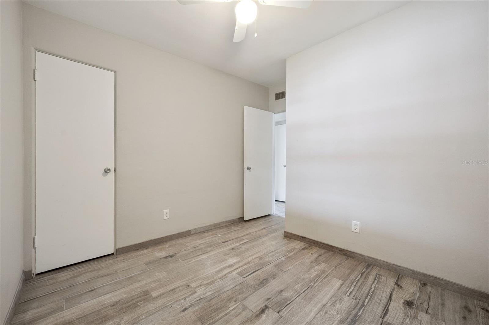 Image 16 of 38 For 617 Beverly Avenue