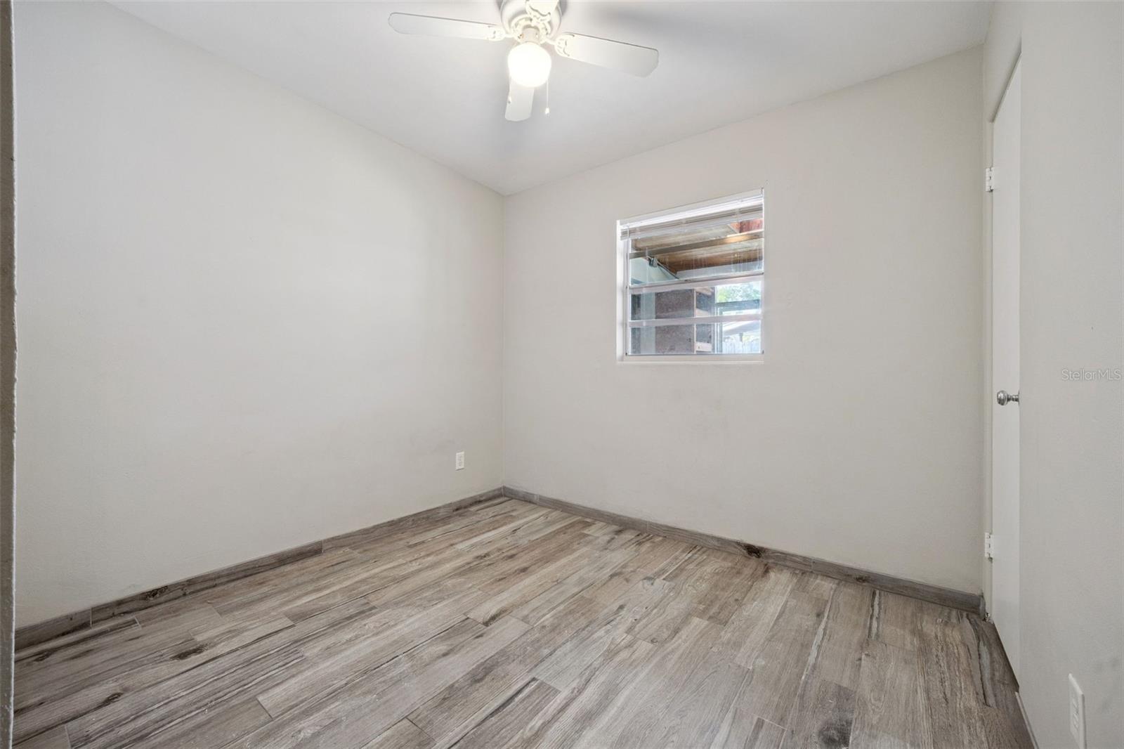 Image 17 of 38 For 617 Beverly Avenue