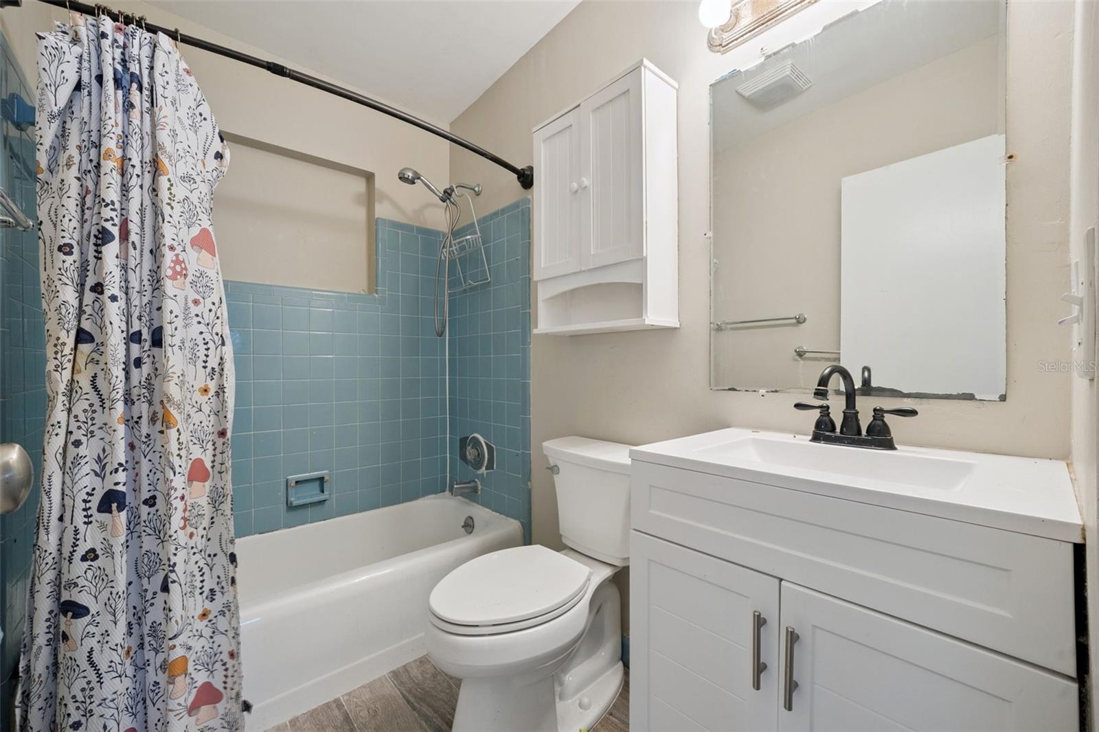 Image 25 of 38 For 617 Beverly Avenue