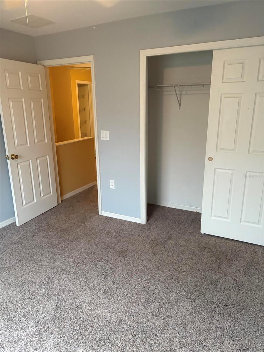 Image 13 of 18 For 8520 Broken Willow Court