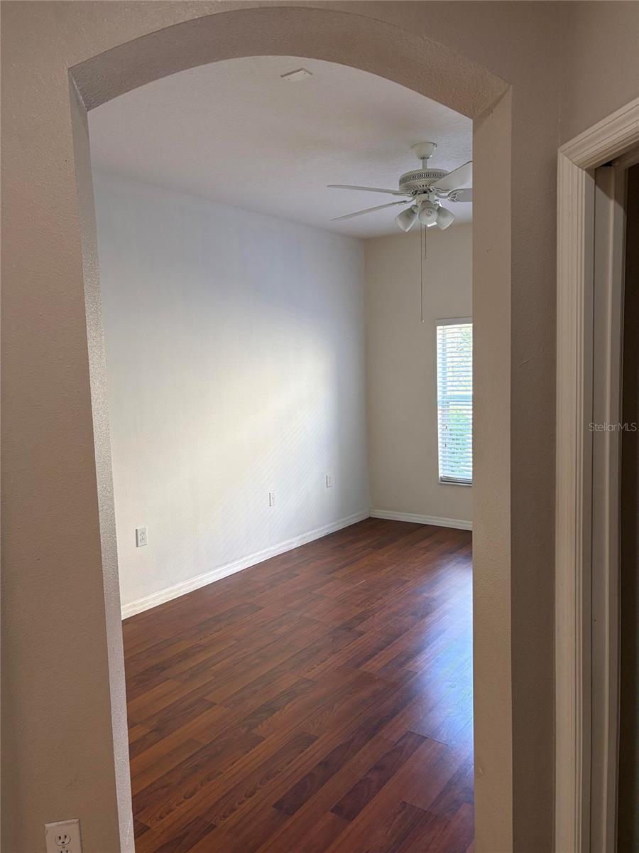 Image 6 of 18 For 8520 Broken Willow Court