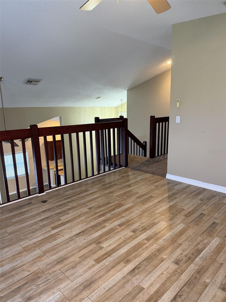 Image 16 of 27 For 2241 Heatheroak Drive