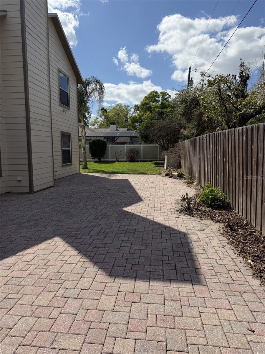 Image 27 of 27 For 2241 Heatheroak Drive