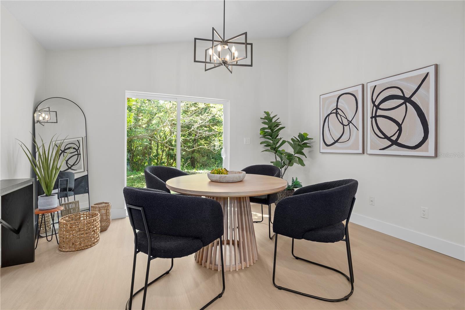 Image 18 of 38 For 410 Georgia Avenue