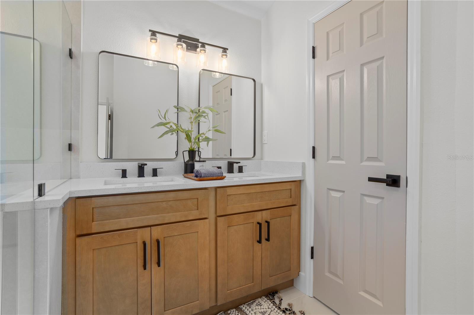 Image 24 of 38 For 410 Georgia Avenue