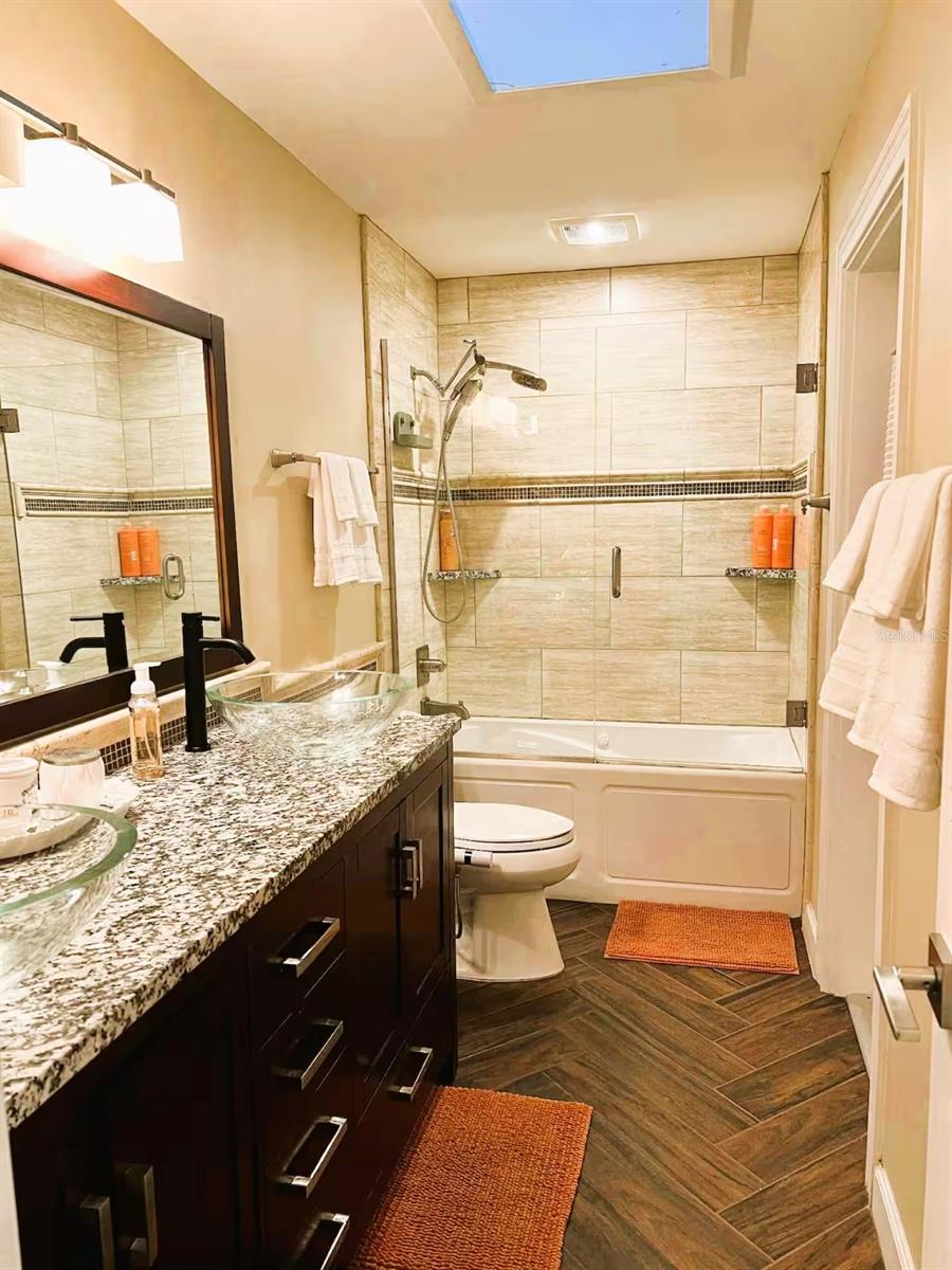 Image 10 of 28 For 23 Robinwood Drive