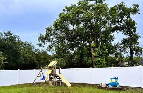 Image 26 of 28 For 23 Robinwood Drive