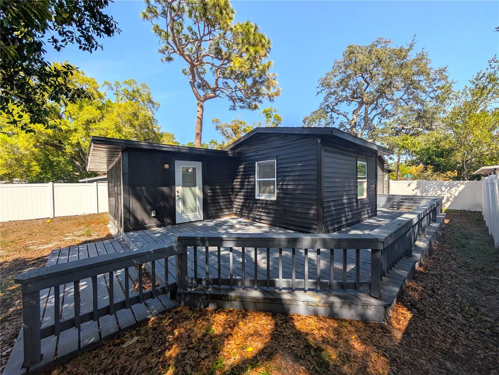 Image 14 of 15 For 8004 Boulevard