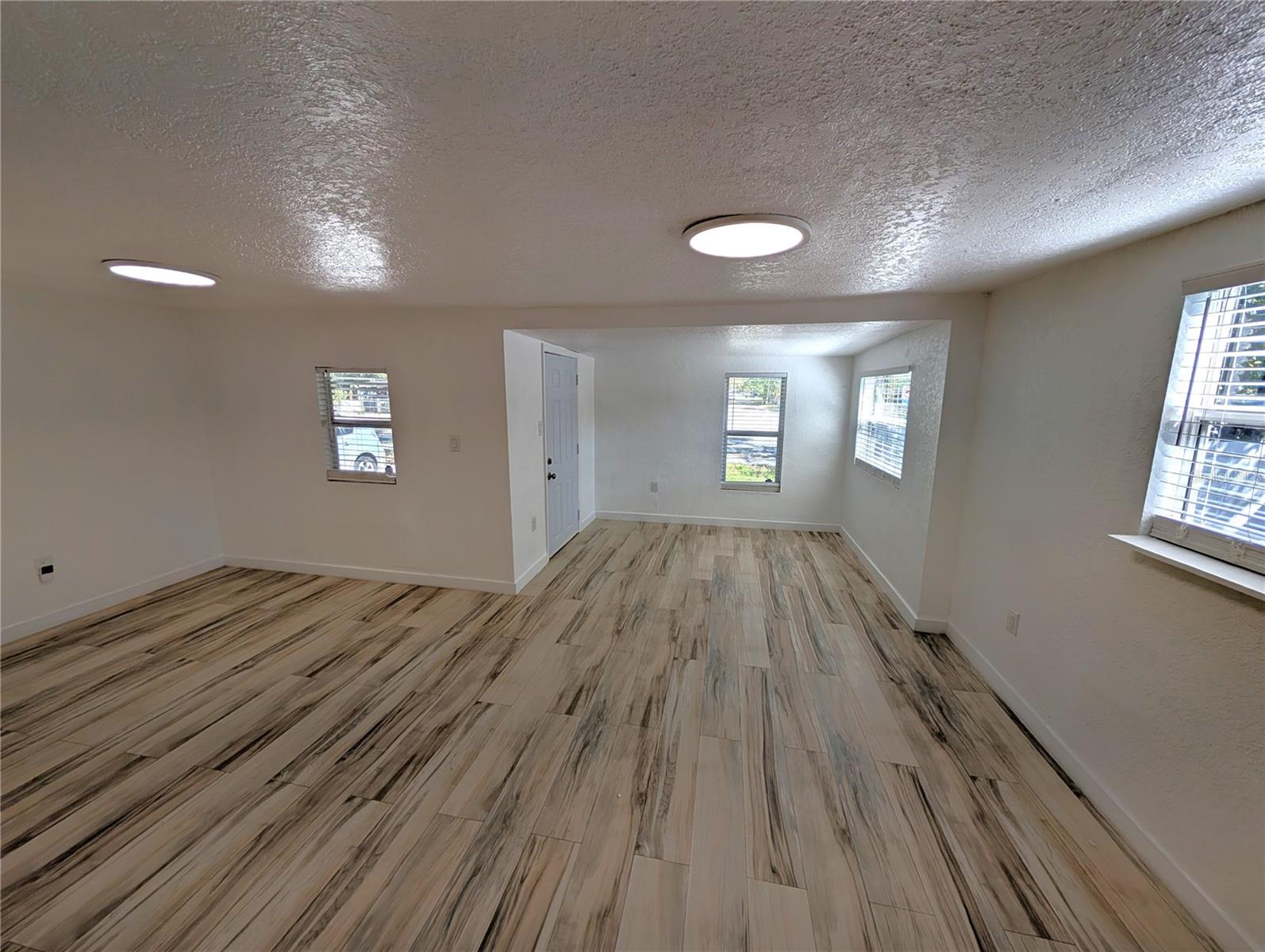 Image 4 of 15 For 8004 Boulevard