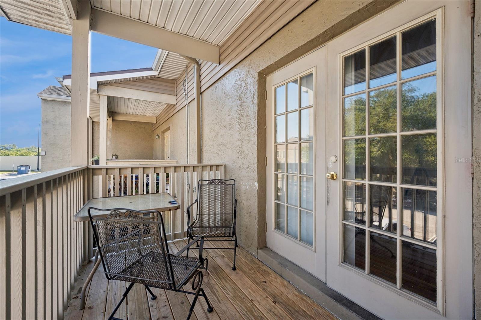 Image 10 of 50 For 425 Wymore Road 201