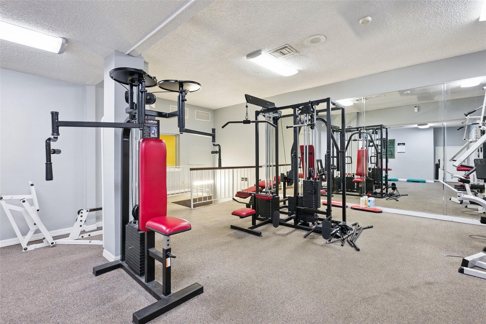 Image 13 of 50 For 425 Wymore Road 201