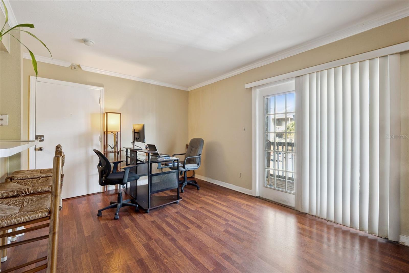 Image 15 of 50 For 425 Wymore Road 201