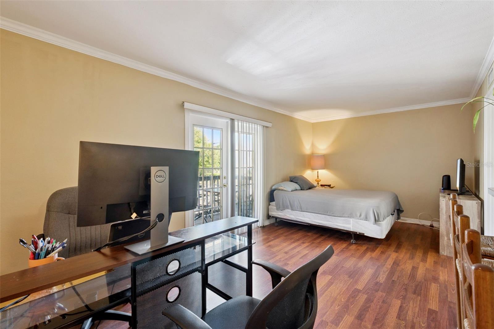 Image 21 of 50 For 425 Wymore Road 201