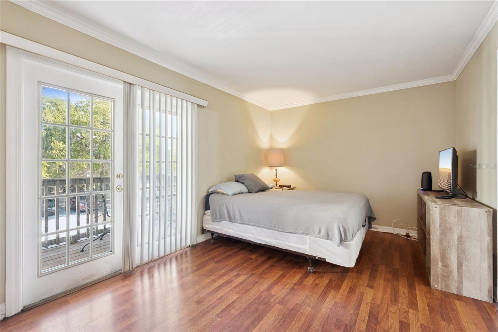 Image 23 of 50 For 425 Wymore Road 201