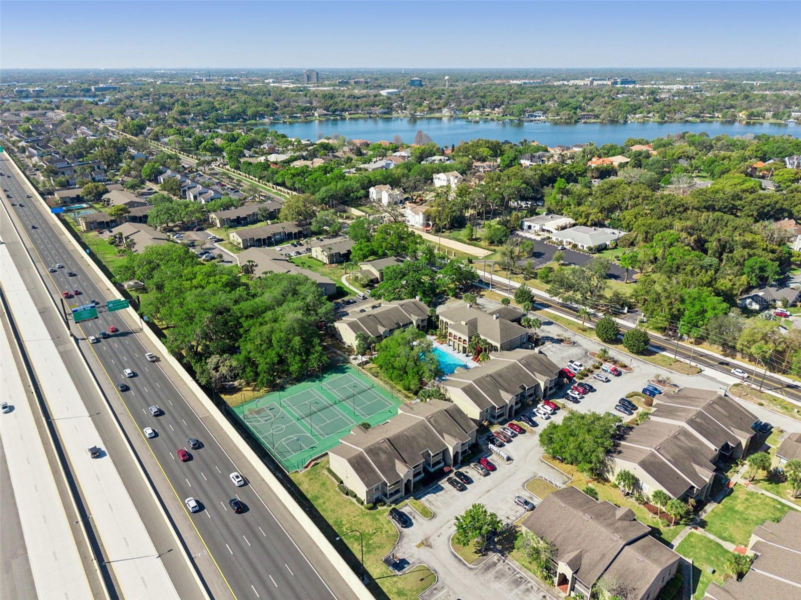 Image 46 of 50 For 425 Wymore Road 201